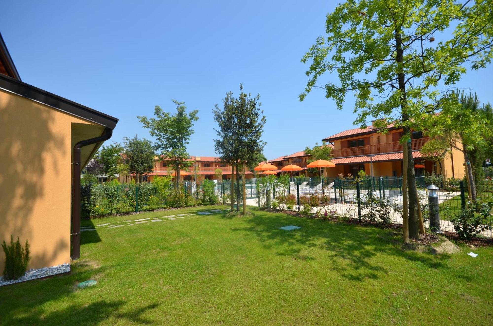 Villaggio Tamerici Lignano Sabbiadoro Exteriör bild